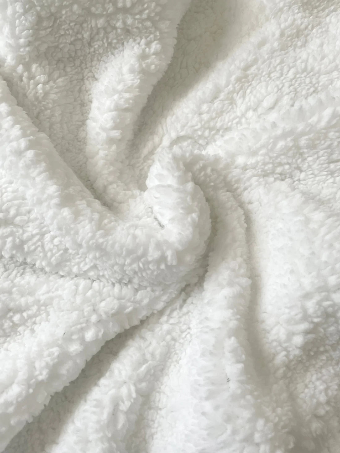 The Giant Leaf Heart 💚 Blanket